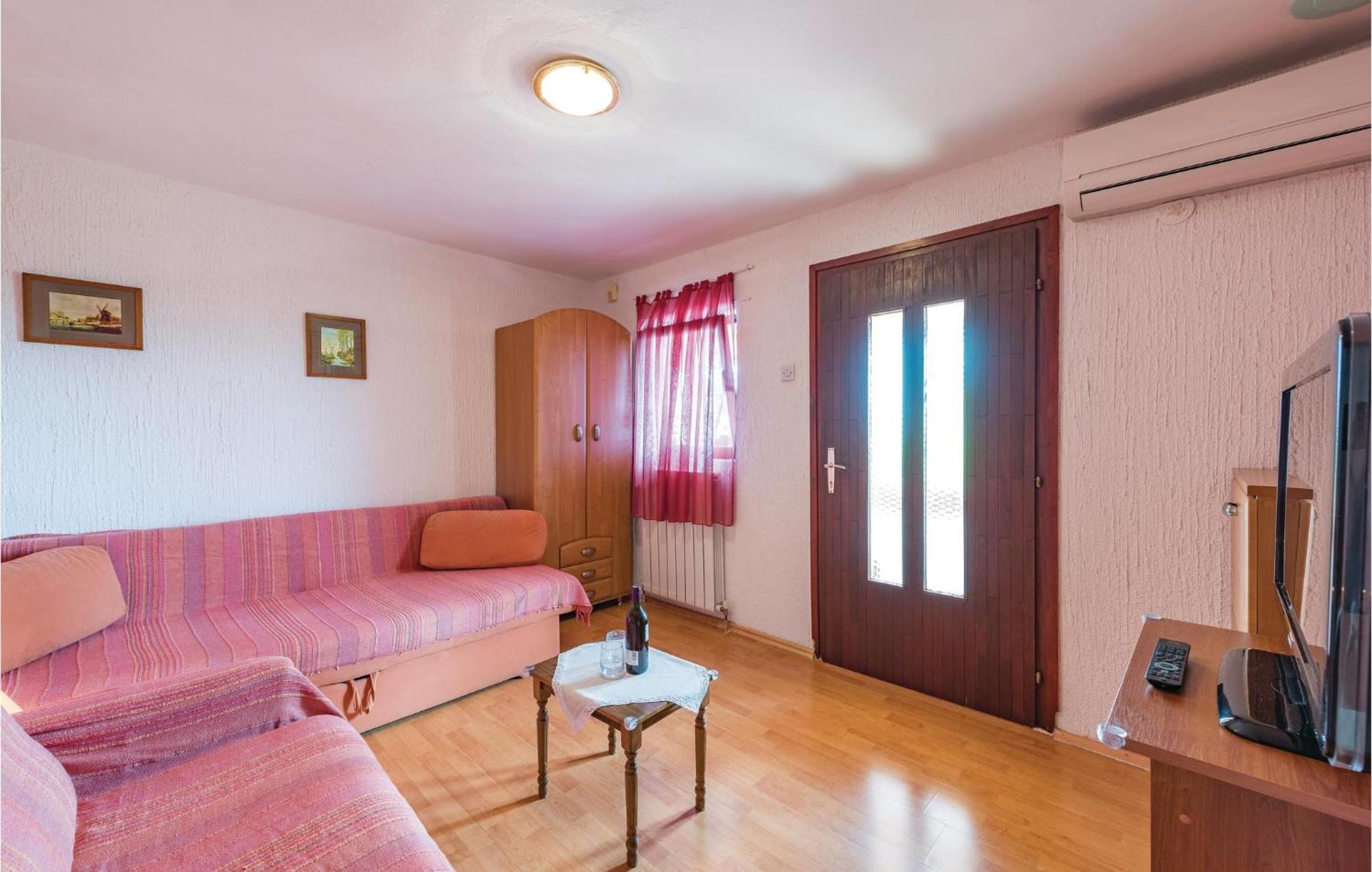 Awesome Home In Porec With House Sea View Poreč Exterior foto