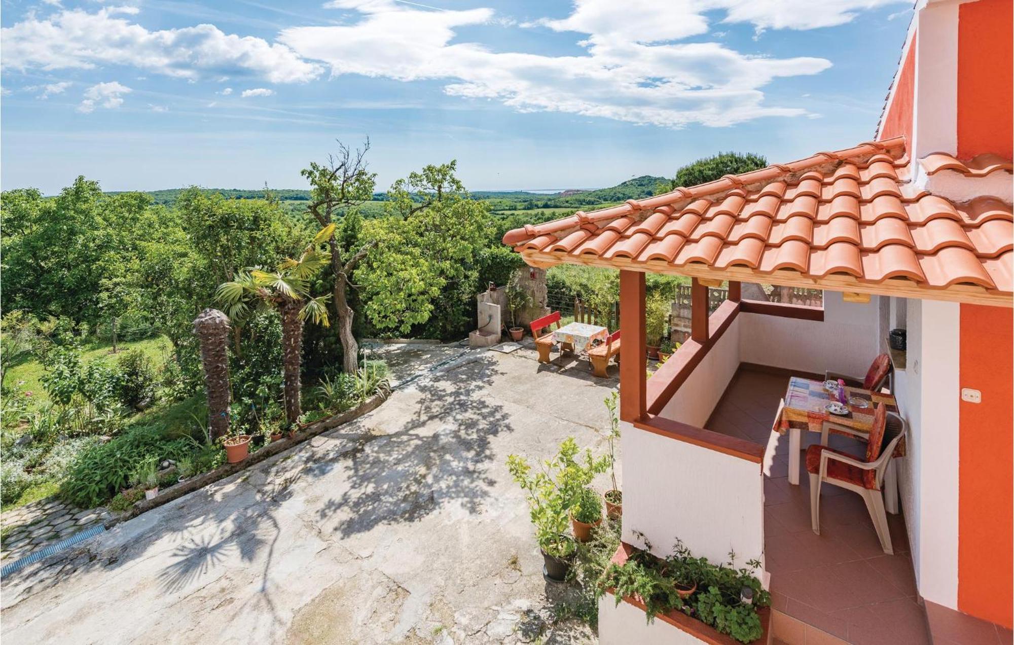 Awesome Home In Porec With House Sea View Poreč Exterior foto